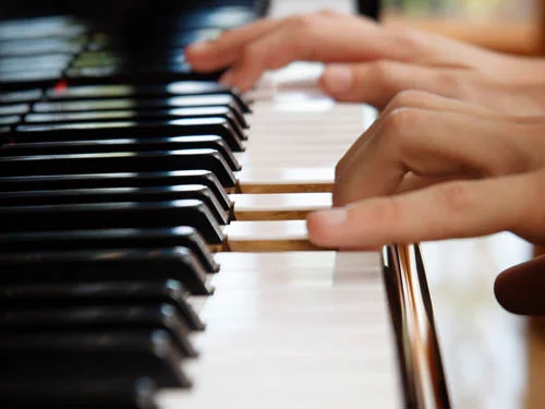 Como Melhorar no Piano - Técnicas e métodos de estudo